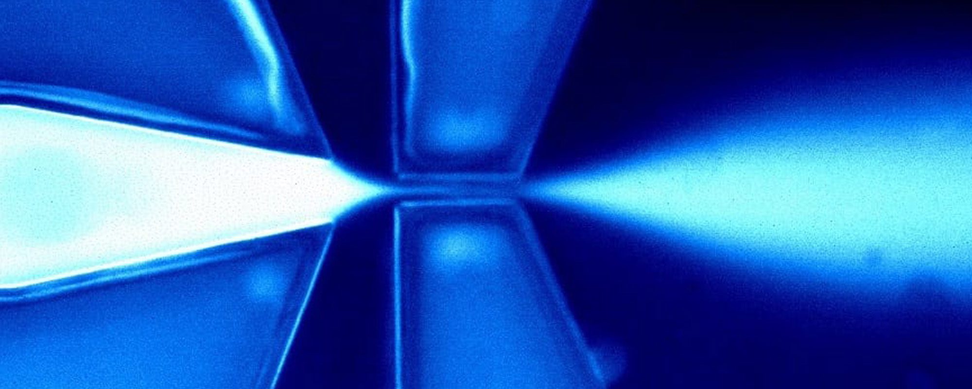 crosssection showing a microfluidics single-molecule mixing device