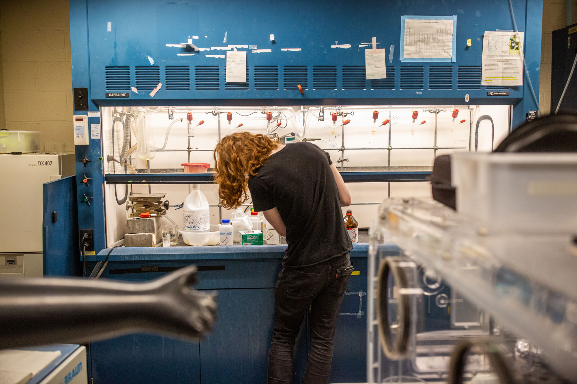 Student working in professor Uli Wiesner's research in his lab